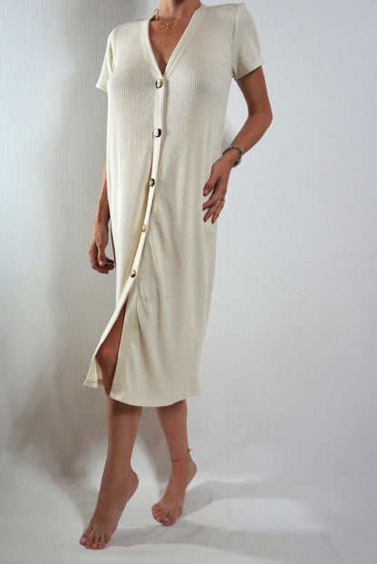 Vestido beige de @zara