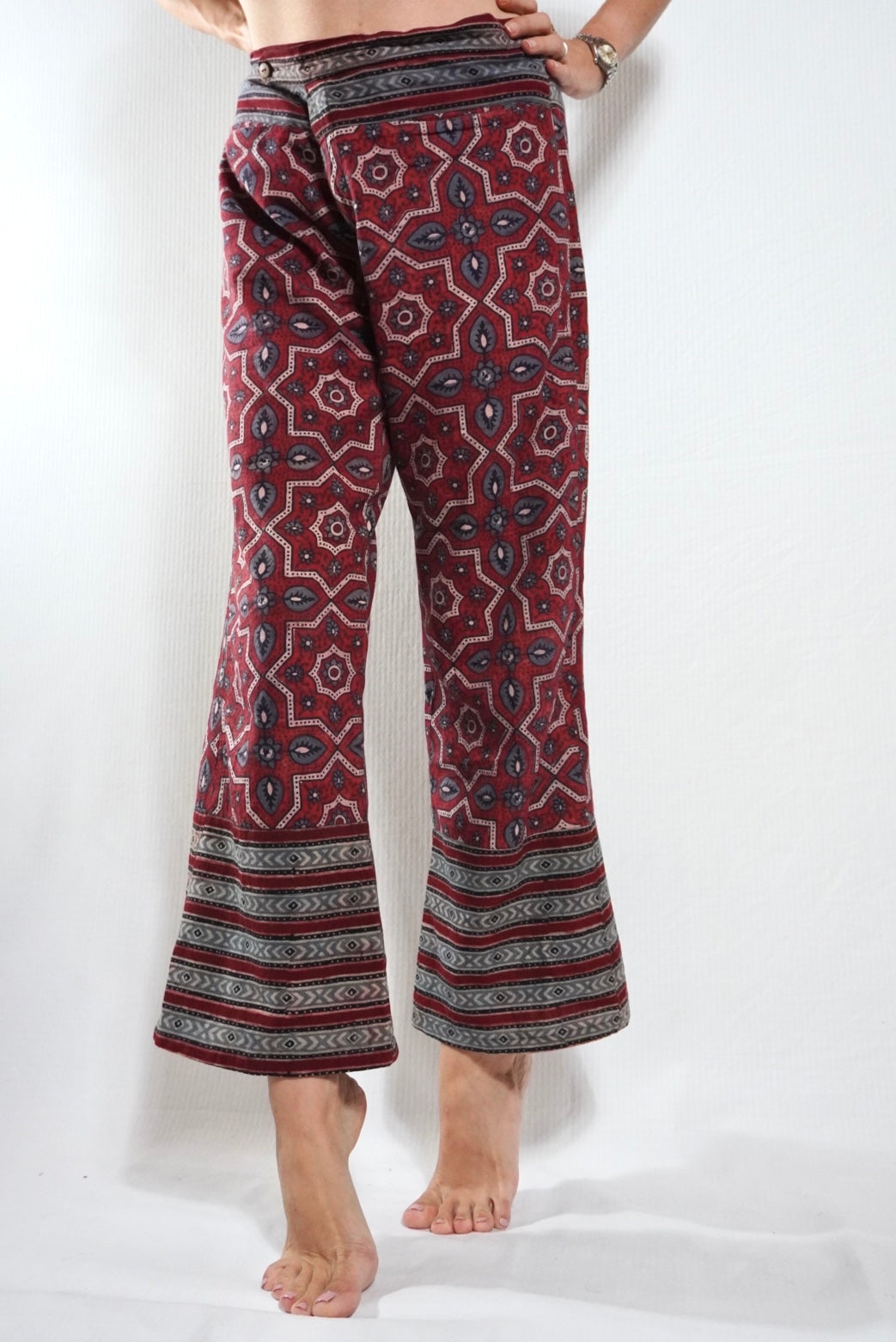 Pantalón estampado de @elquetzaldelasindias