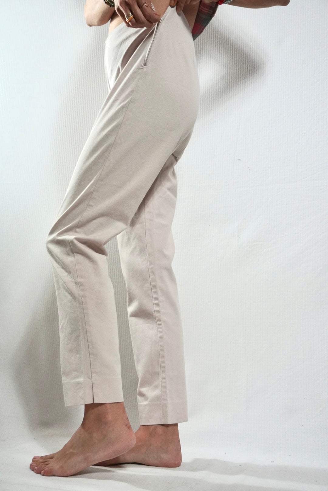 Pantalón beige de @unitedcolorofbenetton