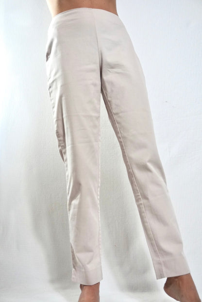 Pantalón beige de @unitedcolorofbenetton