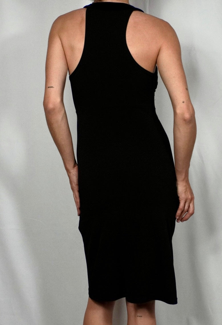 Vestido negro con piedras de @nafnaf