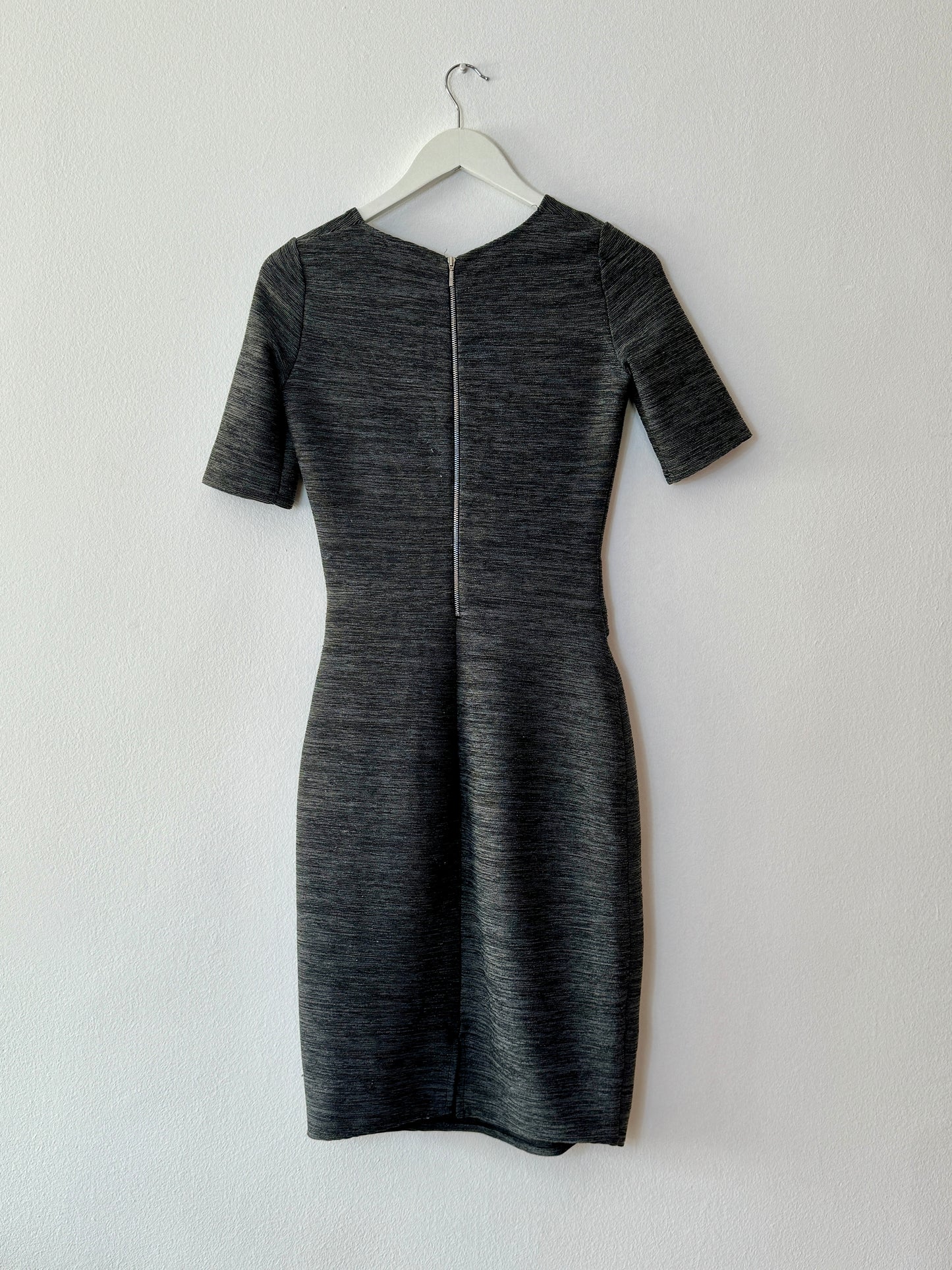 Vestido midi gris