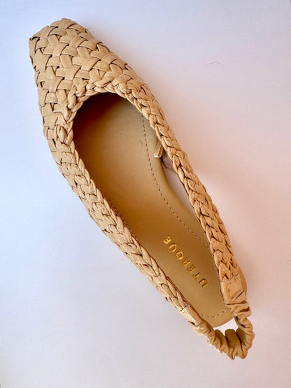 Sandalias beige de @Uterqüe