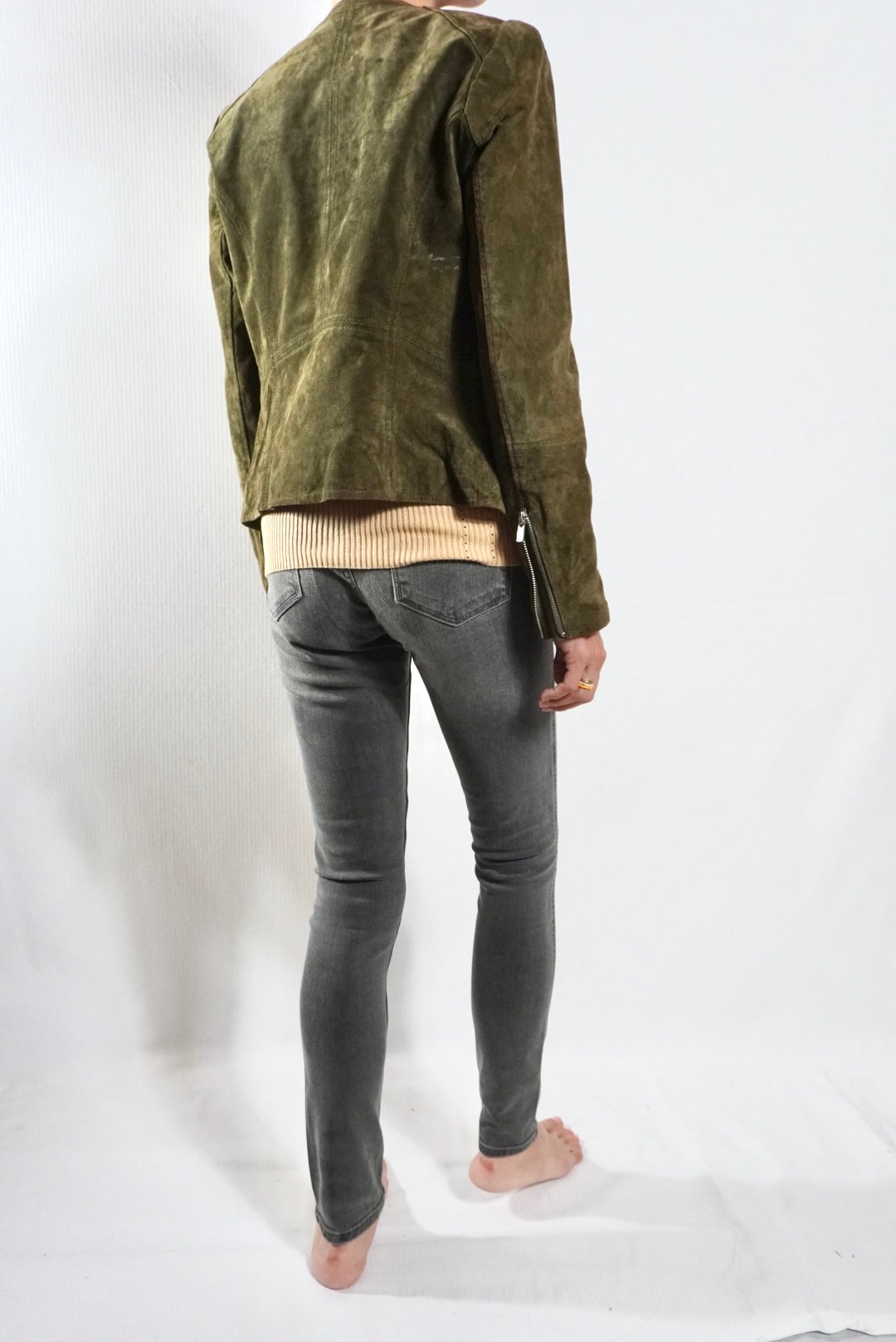 Chaqueta verde piel de @mango