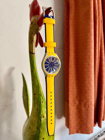 Reloj amarillo de @swatch