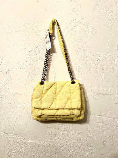 Bolso amarillo de @zara