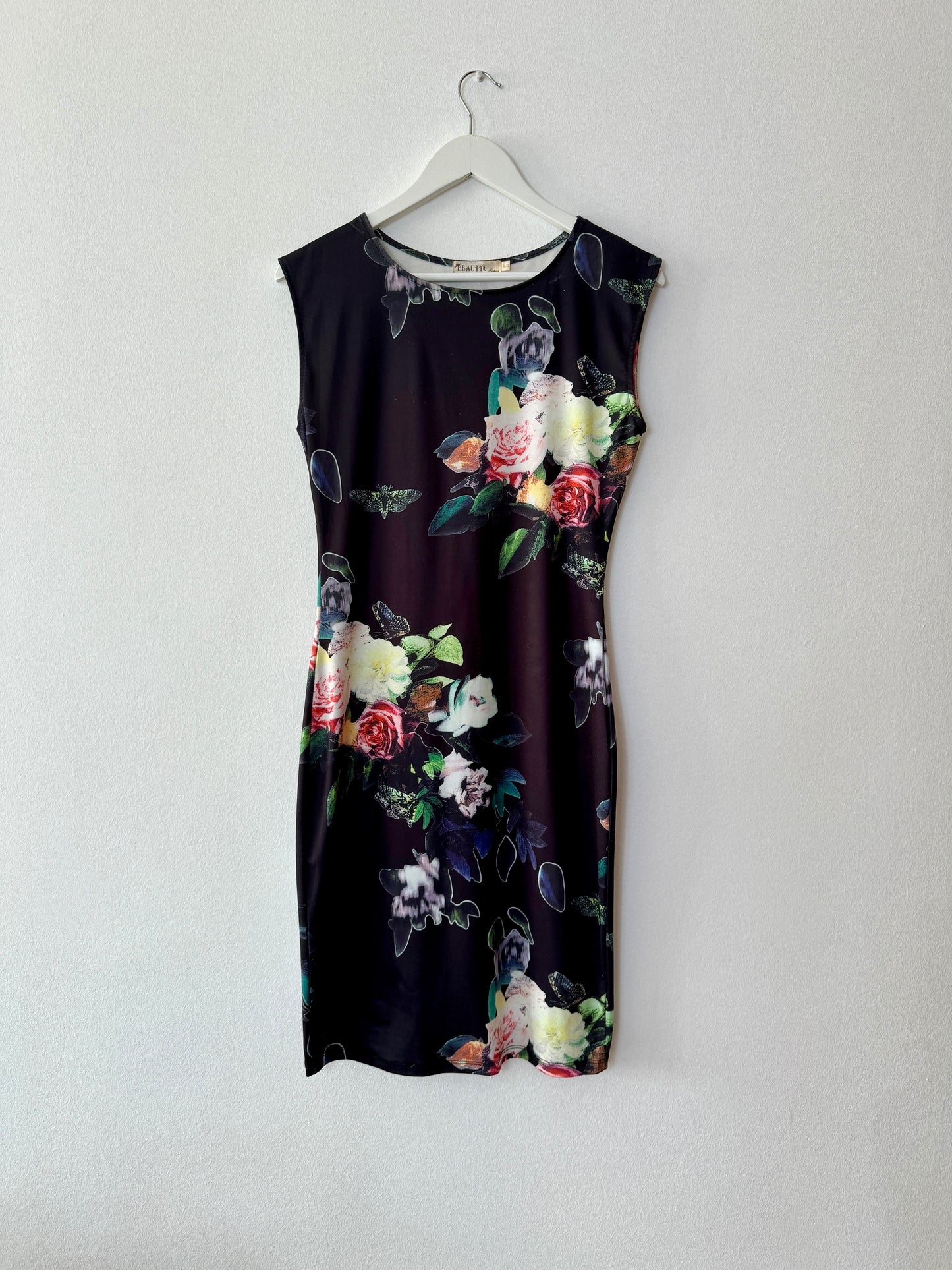 Vestido midi de flores de @beauty