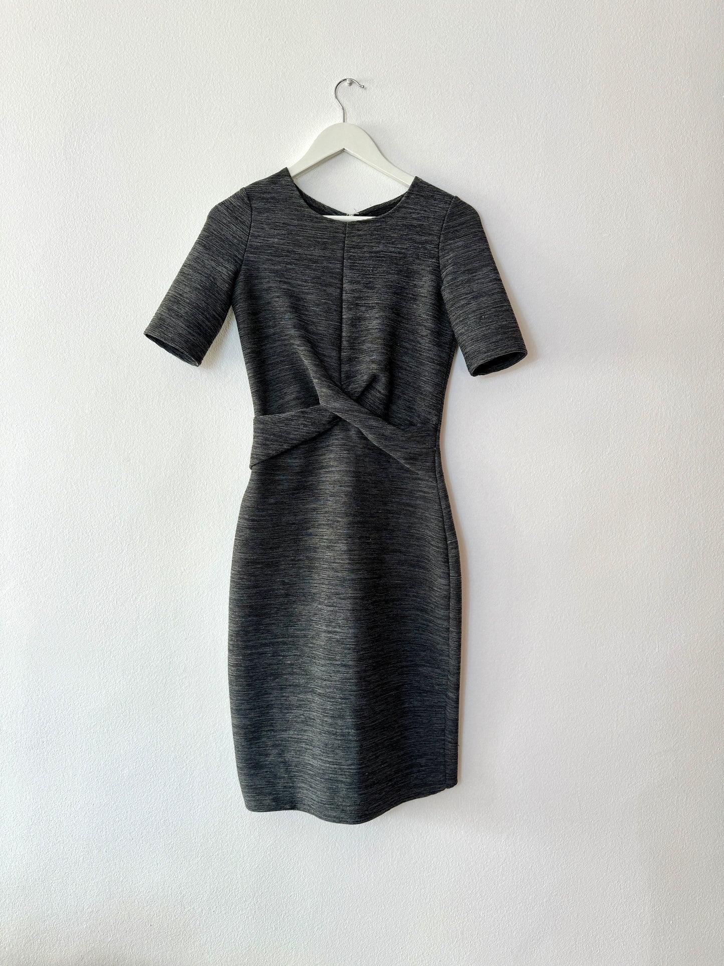 Vestido midi gris