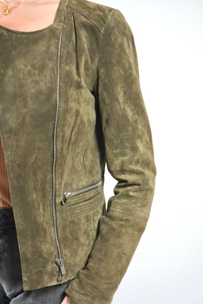 Chaqueta verde piel de @mango