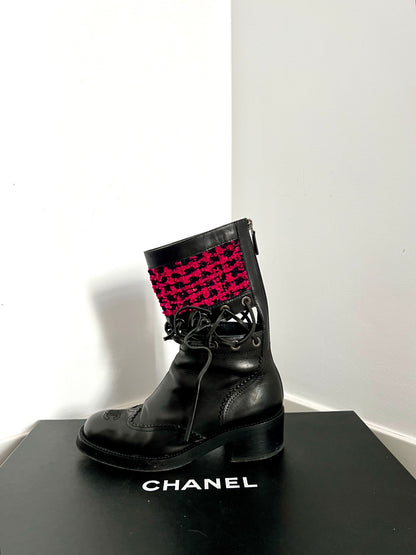 Botas de cuero de @Chanel