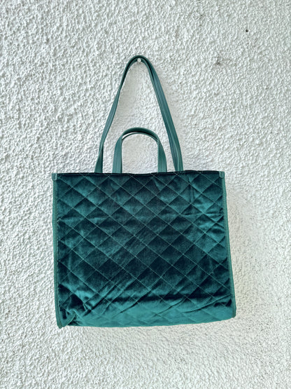 Bolso verde cuadrado de piel de @maliparmi